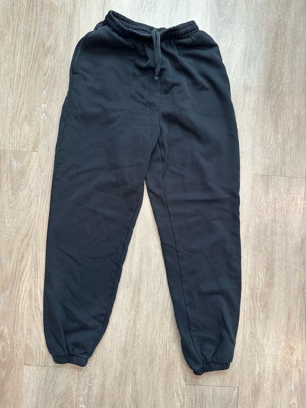 ASOS DESIGN Black Fleece Joggers Size 4